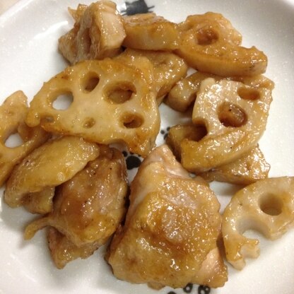 れんこんと鶏肉を煮物とは違う食べ方がしたかったので(^_^) 美味しかったです！